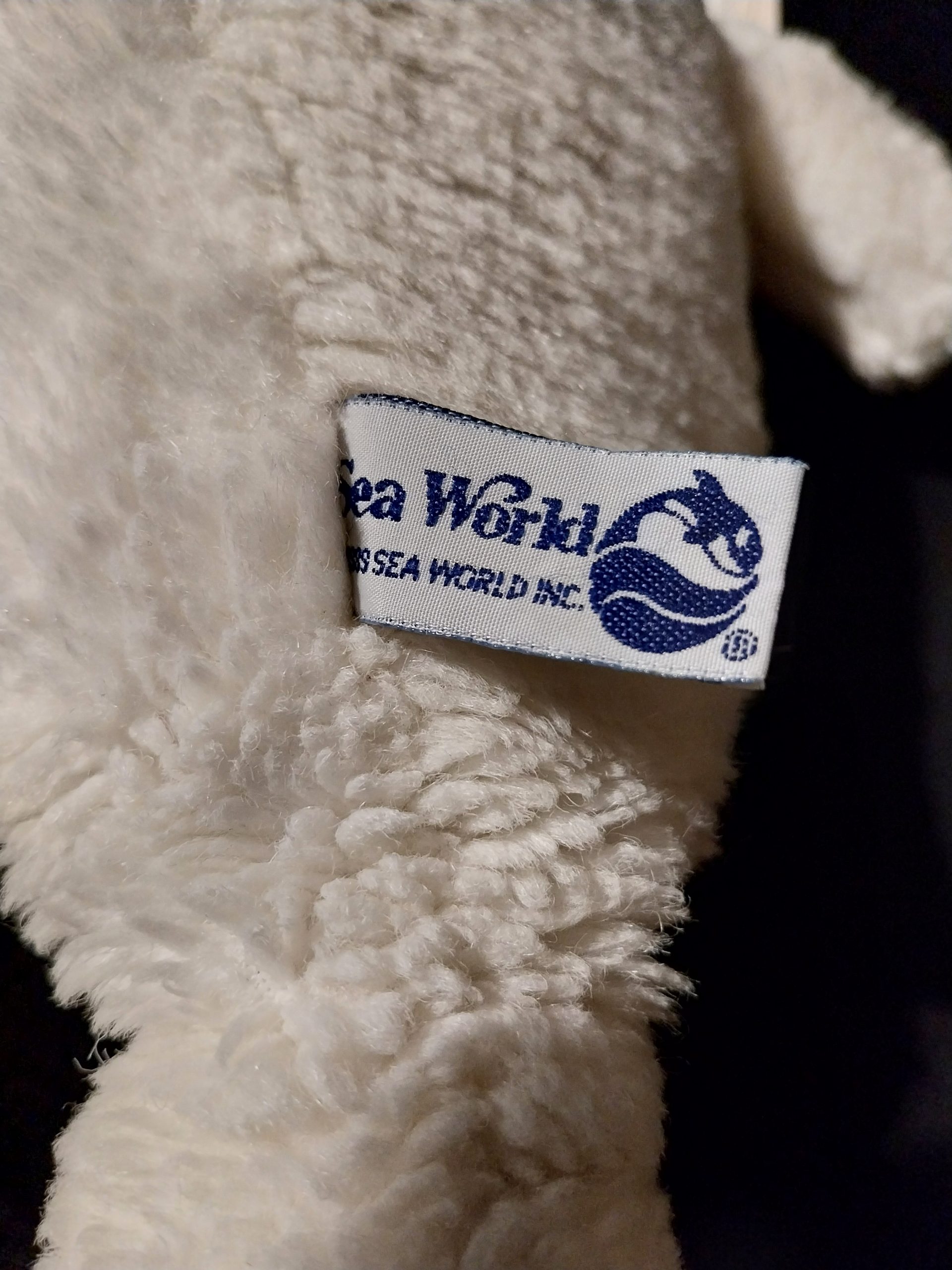 Vintage Beluga Whale - Image 4